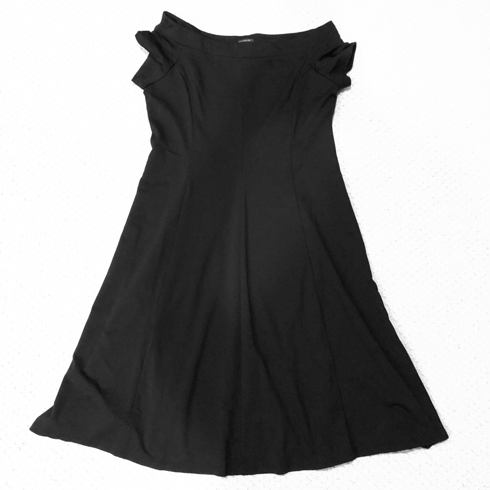 Ann Taylor Seamed Ponte Dress - Never Worn